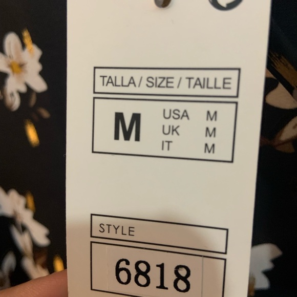 Black short sleeve top with white and gold flowers dressy top with tag - Picture 2 of 2